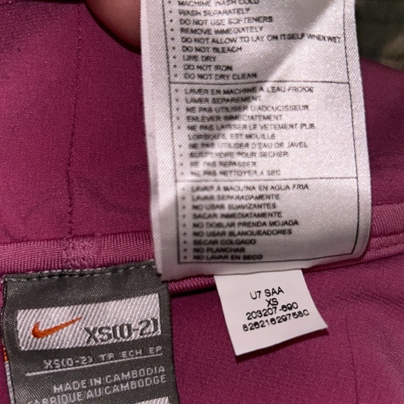 Nike Dri-Fit Fitness‎ High Waisted Lined Pink & Navy Shorts W/ Zip Pocket Sz XS - Picture 14 of 14
